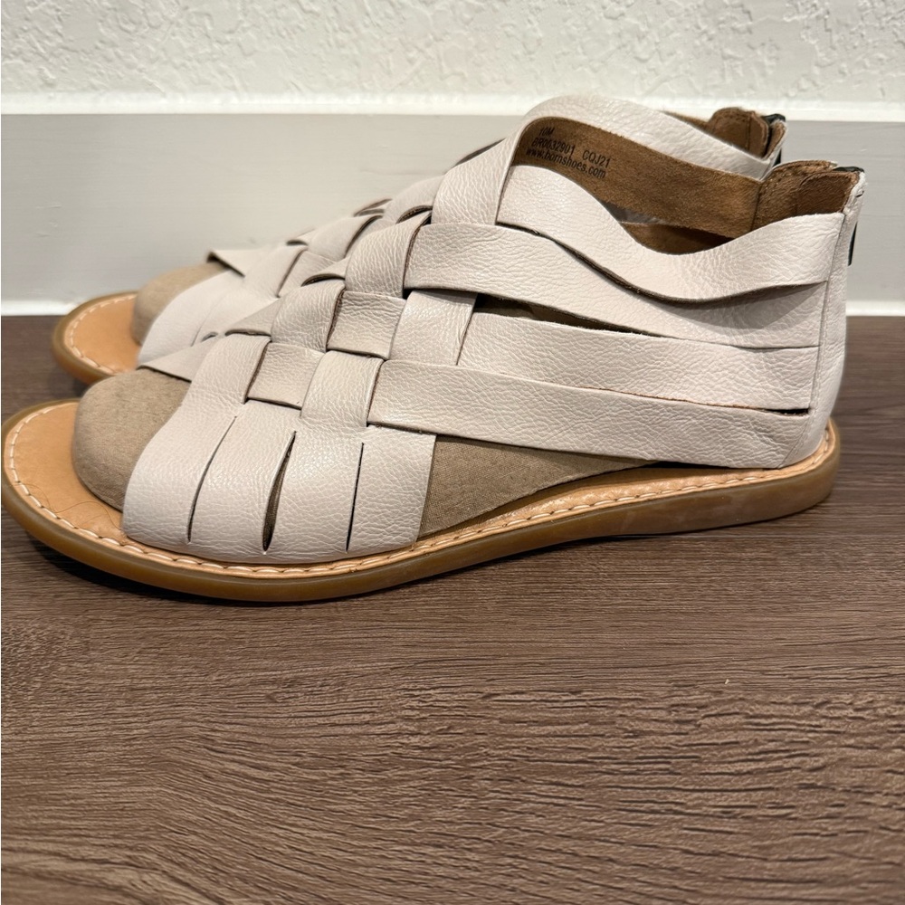 Born Woven Leather Women’s Sandals in Cream Size - Picture 2 of 10